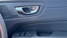 Volvo Xc60 2.0 T8 455 RC PHEV Inscription Pro 5dr AWD Auto Estate